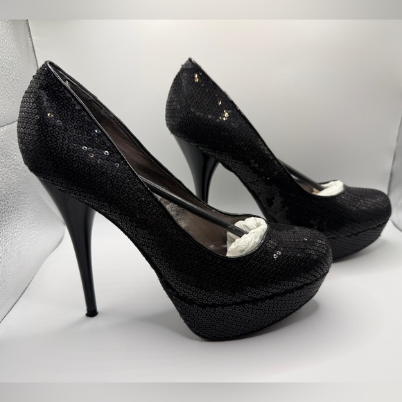 Steve Madden Shoes - Steve Madden P-Vaneza Black Sequin Platform Heels